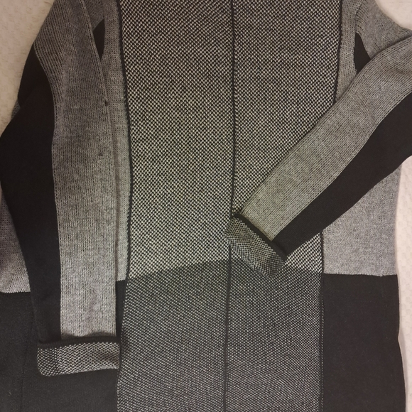 Womens 2X Kristin Nicole black and gray cardigan - Picture 4 of 5